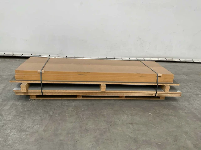 Mdf en decoratieve spaanplaat (26x) - afbeelding 2 van  7