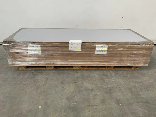 Mdf plaat 2600x1000x4mm (111x) - afbeelding 2 van  6