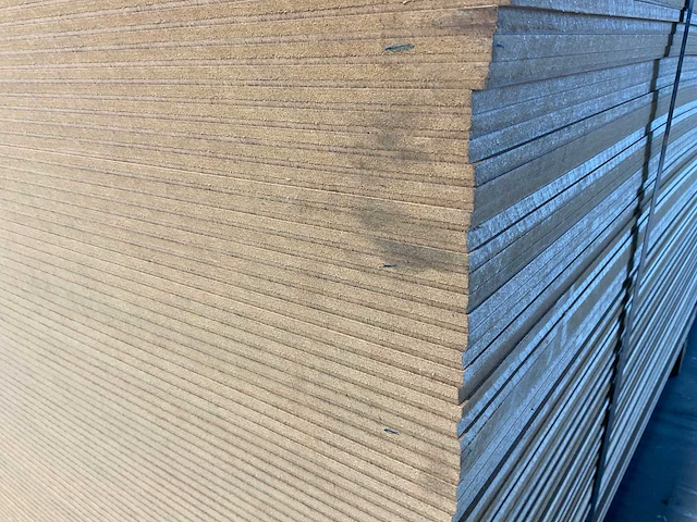 Mdf plaat 2600x1025 mm ongegrond 8 mm (24x) - afbeelding 5 van  6