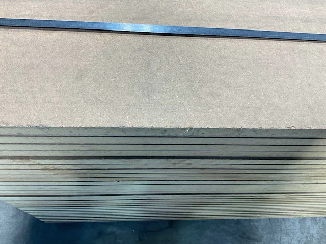 Mdf plaat 2620x1030 mm ongegrond 25 mm (50x) - afbeelding 5 van  6