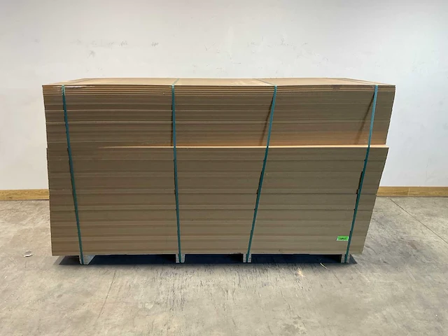 Mdf plaat 2620x1042 mm ongegrond 12 mm (50x) - afbeelding 1 van  6