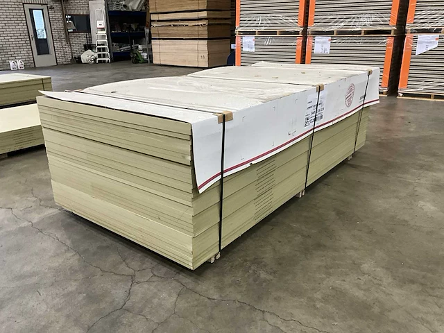 Mdf plaat (32x) - afbeelding 1 van  7