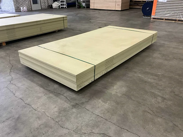 Mdf plaat (9x) - afbeelding 1 van  7