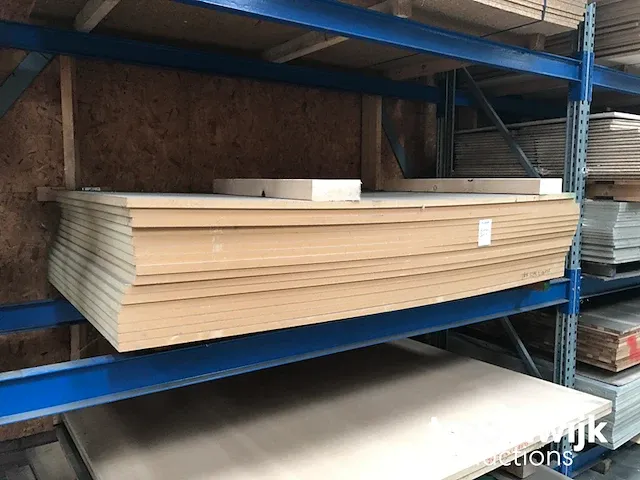 Mdf platen - afbeelding 1 van  3