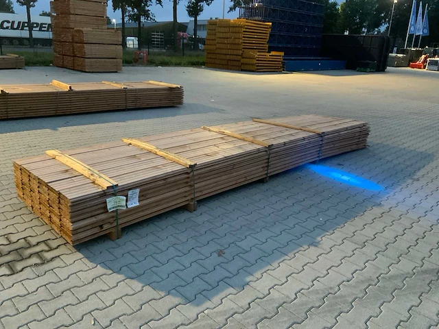 Me vuren zweeds rabat 5000x195x11/22mm (96x) - afbeelding 1 van  8