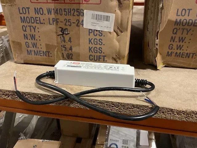 Meanwell lpf-25-24 elektronische drivers voor leds (190x) - afbeelding 1 van  4