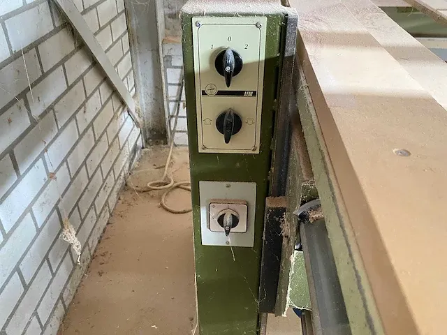 Meber - lem 3000 - lange bandschuurmachine - 1992 - afbeelding 10 van  14