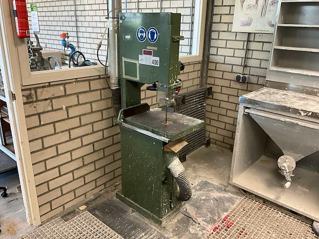 Meber sq400 lintzaagmachine v.v. pneumatische klepafzuiging - afbeelding 1 van  4