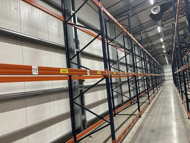 Mecalux - pallet racking - afbeelding 5 van  7