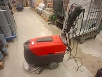 Meclean - 2013 - powerscrub 40e - schrob-zuigmachine - afbeelding 1 van  4
