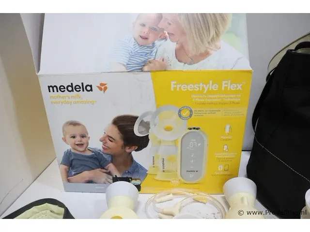 Medela freestyle flex dubbelzijdige, elektrische borstkolf met touchscreen - afbeelding 4 van  7