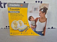 Medela freestyle hands-free borstkolf – dubbele elektrische handsfree borstkolf - afbeelding 2 van  2
