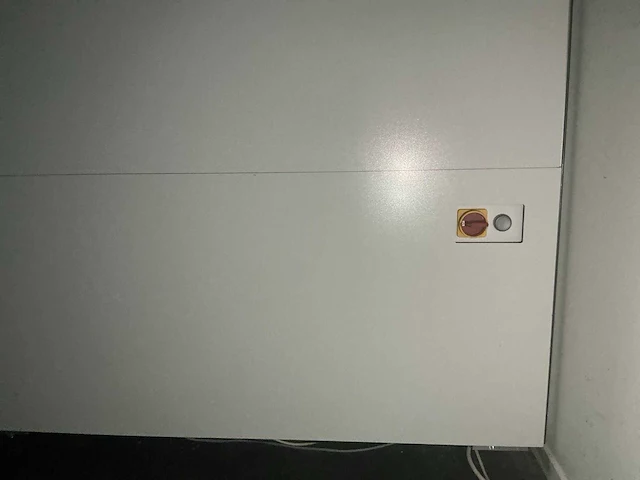 Medicijnen uitgifte machine en overige machines - afbeelding 3 van  35