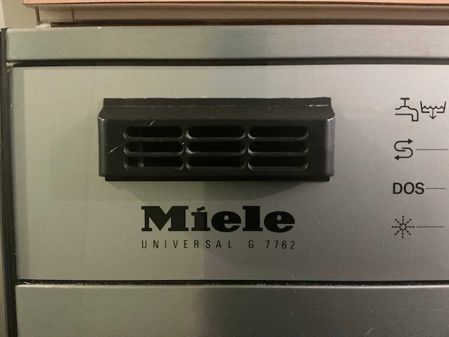 Medicijnen uitgifte machine en overige machines - afbeelding 7 van  35