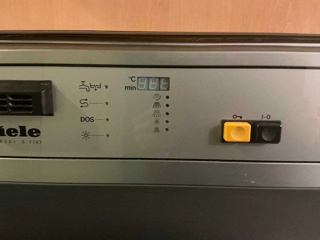 Medicijnen uitgifte machine en overige machines - afbeelding 11 van  35