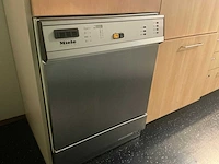 Medicijnen uitgifte machine en overige machines - afbeelding 13 van  35