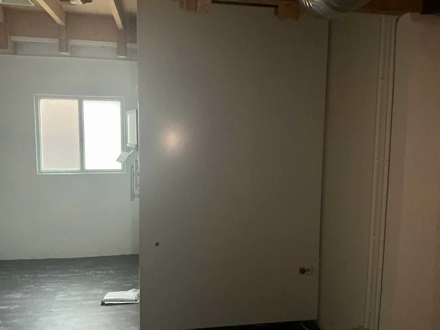 Medicijnen uitgifte machine en overige machines - afbeelding 33 van  35