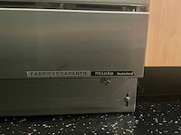 Medicijnen uitgifte machine en overige machines - afbeelding 22 van  35