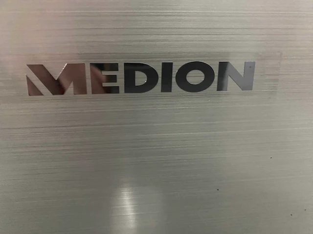 Medion aio e23403 all in one pc (2x) - afbeelding 2 van  5