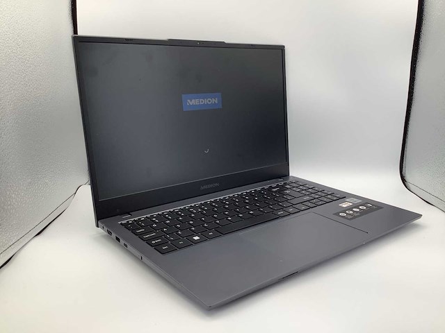 Medion e15415 notebook laptop - afbeelding 2 van  8