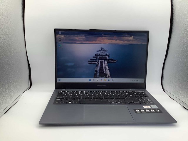 Medion e15415 notebook laptop - afbeelding 4 van  8