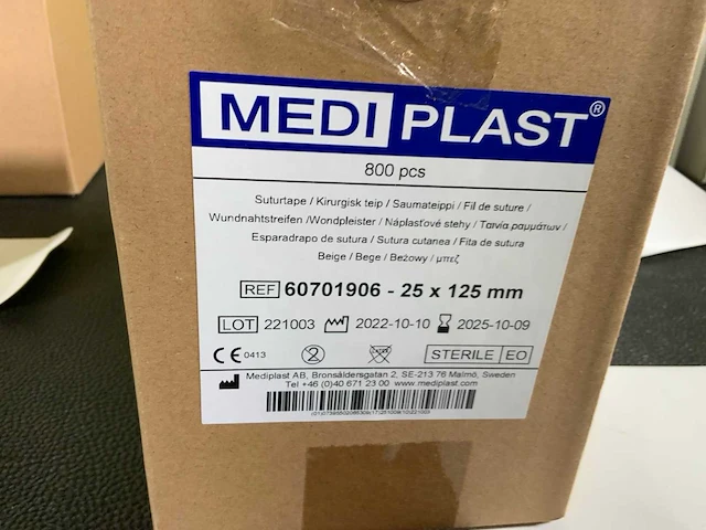 Mediplast suturtape 25x125 mm wound closure tape (35x) - afbeelding 4 van  5