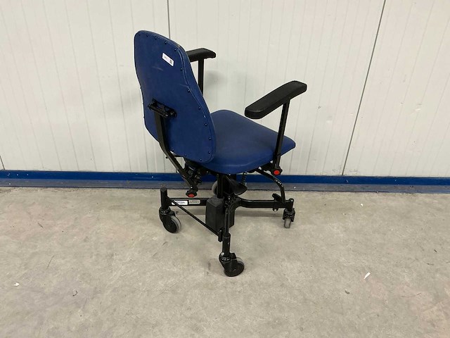 Medross bv - matrix - trippelstoel - afbeelding 2 van  4