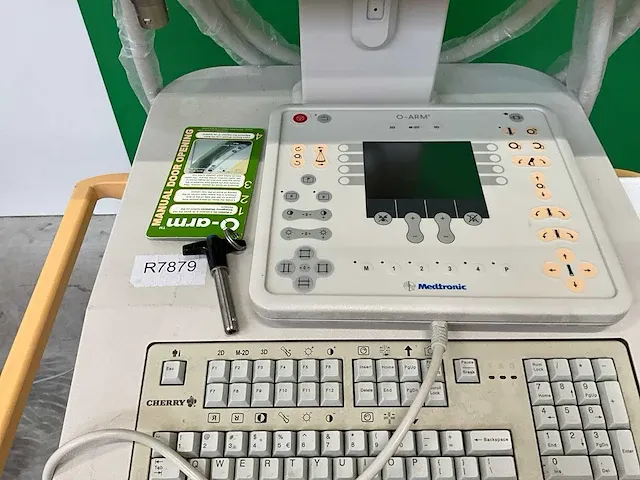 Medtronic - o-boog - röntgenbuis varian a-132 - 2009 - afbeelding 2 van  17