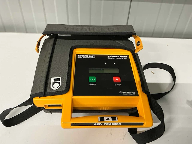 Medtronic lifepak 500t aed trainer - afbeelding 1 van  2