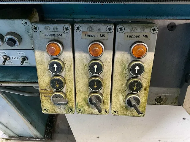 Meervoudige tap-en ponsmachine - afbeelding 5 van  9