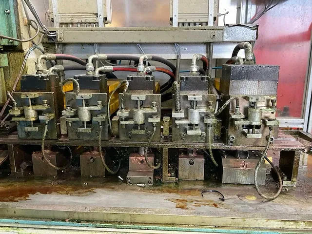 Meervoudige tap-en ponsmachine - afbeelding 8 van  9