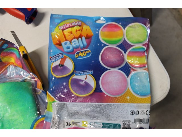 Mega ball in de mix van kleur geleverd 1x - afbeelding 4 van  7