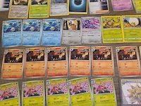 Mega pokémonkaartencollectie - vele kaarten inclusief zeldzaamheden en twee originele pokémon tins - afbeelding 2 van  17