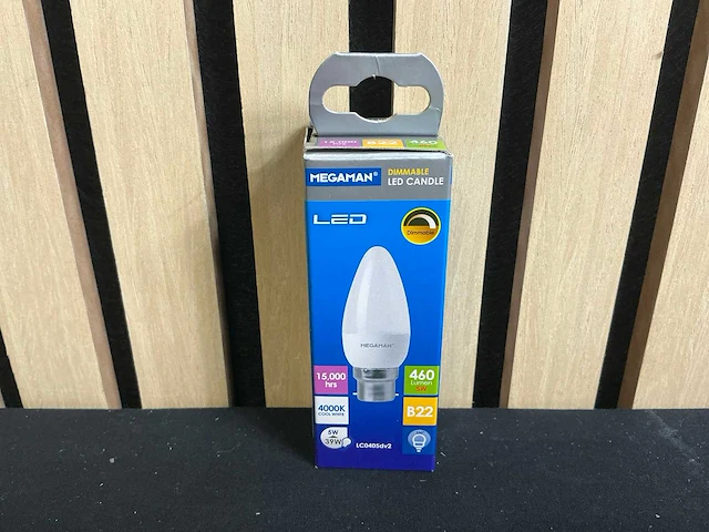 Megaman lc405dv2-b22-4000k led candle (240x) - afbeelding 1 van  8