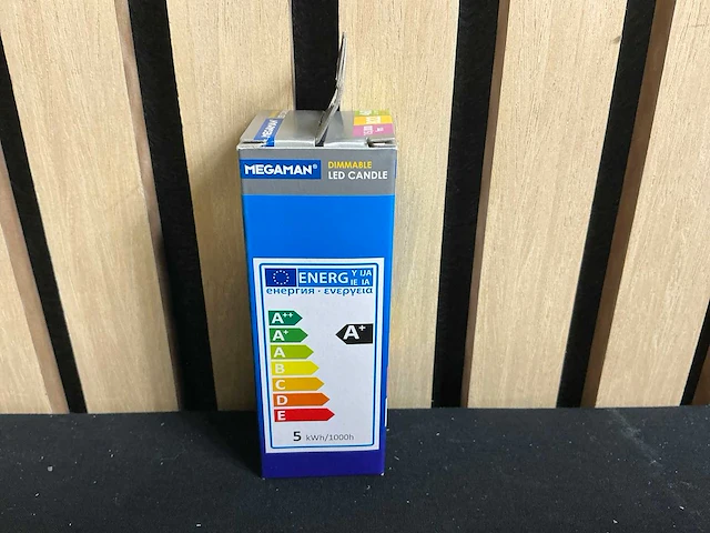 Megaman lc405dv2-b22-4000k led candle (240x) - afbeelding 4 van  8
