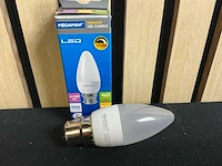 Megaman lc405dv2-b22-4000k led candle (240x) - afbeelding 6 van  8