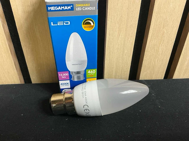 Megaman lc405dv2-b22-4000k led candle (240x) - afbeelding 7 van  8