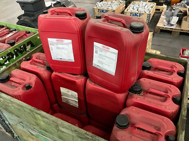 Meguin 20 ltr koel- en smeermiddel (24x) - afbeelding 1 van  5