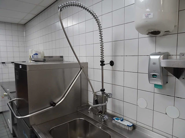 Meiko - dv80t - doorschuifvaatwasmachine - afbeelding 14 van  15