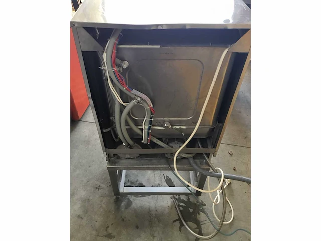 Meiko - ecostar530f - crate washer - 2003 - afbeelding 6 van  6