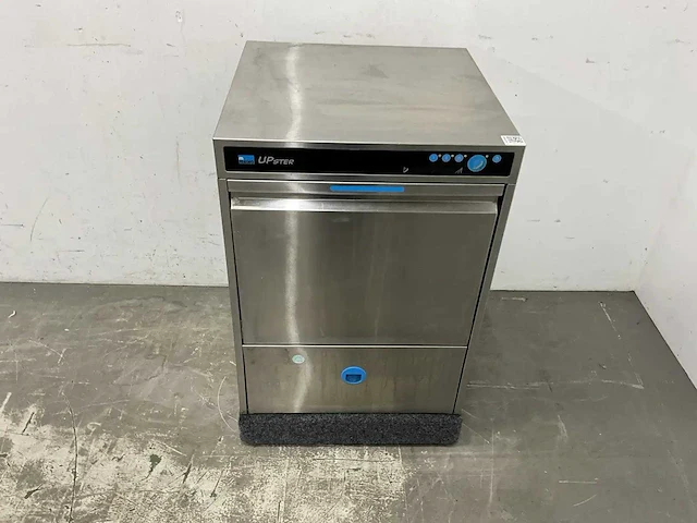 Meiko - upster u 500 m2 - korvenvaatwasmachine - afbeelding 2 van  9
