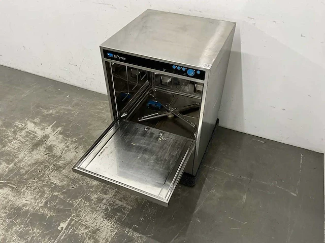 Meiko - upster u 500 m2 - korvenvaatwasmachine - afbeelding 7 van  9