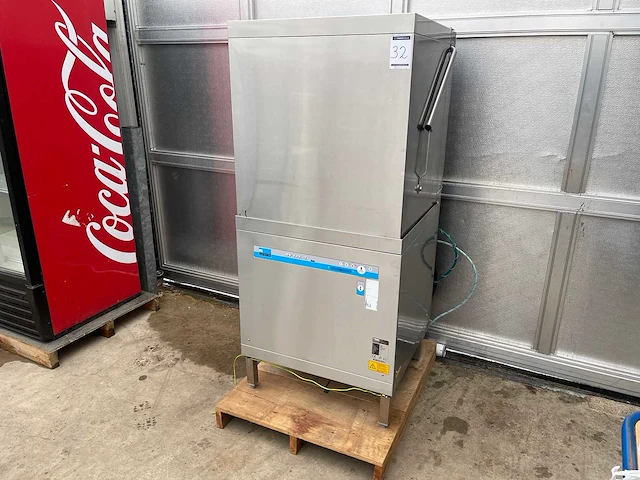 Meiko dv 125.2 korvenvaatwasmachine - afbeelding 1 van  3