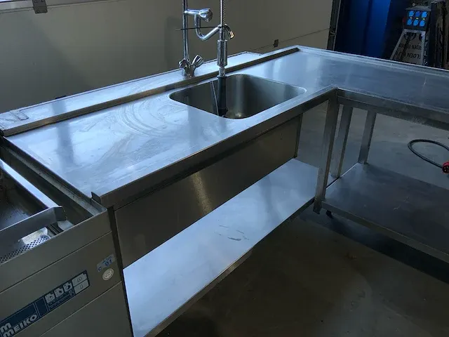 Meiko dv80t korvenvaatwasmachine - afbeelding 2 van  14