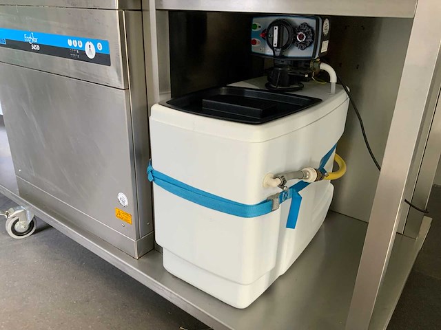 Meiko ecostar 545 d korvenvaatwasmachine - afbeelding 9 van  11