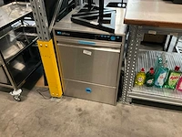 Meiko upster glazenvaatwasmachine - afbeelding 1 van  3