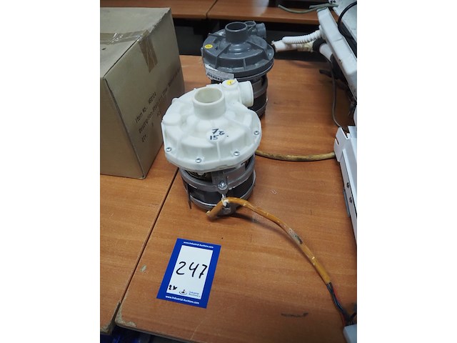 Meiko - afbeelding 1 van  4