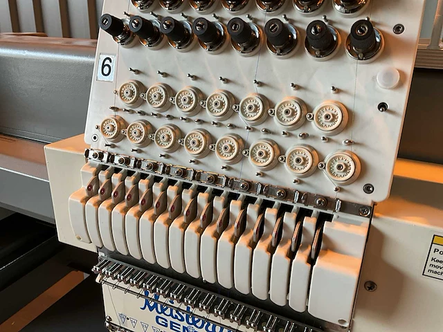 Meistergram gem 1506 borduurmachine - afbeelding 22 van  52