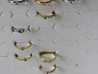 Melano vivid en twisted ringen en stenen in de maten 48 t/m 60. totaal ruim 100 ringen en 125 stenen. - afbeelding 13 van  17