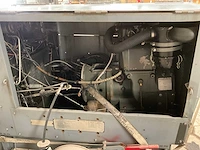 Melton motorblok - afbeelding 9 van  12